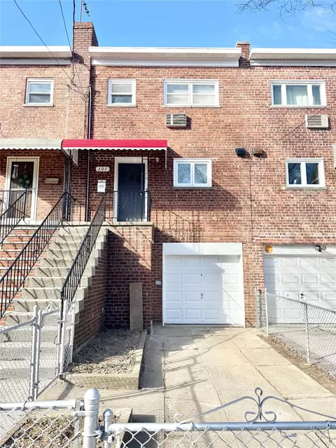 207 Kearney Ave, New York, NY 10465