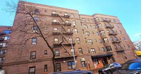 83-06 Vietor Ave #2F, Elmhurst, NY 11373