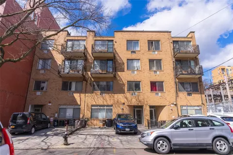 133-05 41th Ave #4A, Flushing, NY 11355