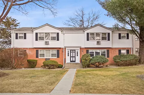 67 Bon Aire Cir #7502, Ramapo, NY 10901
