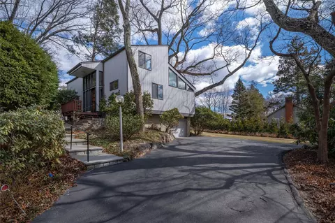183 W Hartsdale Ave, Greenburgh, NY 10530
