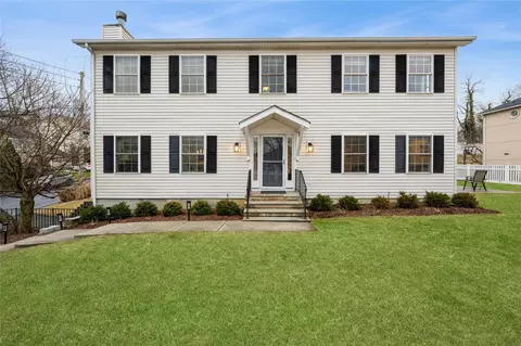 70 Bolton Ave, White Plains, NY 10605