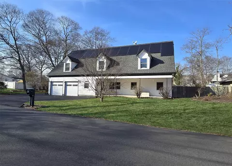 219 Hampton Ave, Mastic, NY 11950