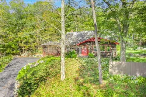 384 Old West Point Rd W, Philipstown, NY 10524