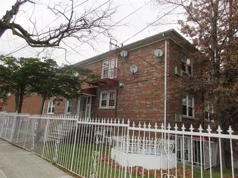 4104 Digney Ave, New York, NY 10466