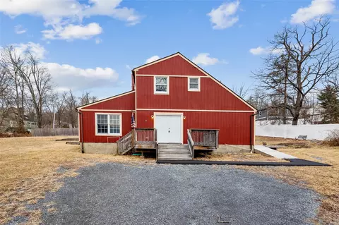 37 St Georges Ave, Monroe, NY 10950