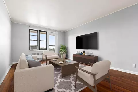 325 King St #5C, Port Chester, NY 10573