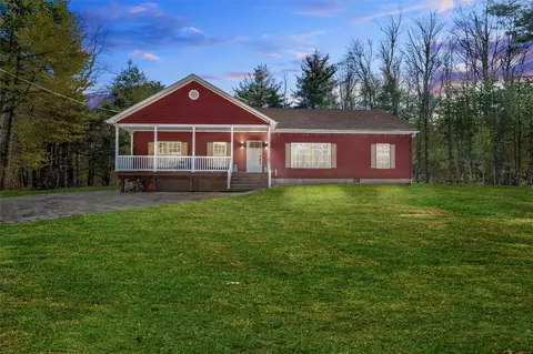 3 Sycamore Ln, Thompson, NY 12701