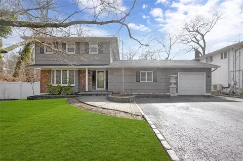 548 New Hwy, Hauppauge, NY 11788