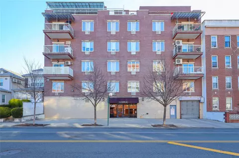 1559 W 6th St #6A, Brooklyn, NY 11204