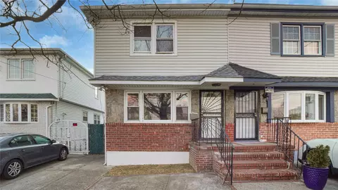 133-16 Hawtree Creek Rd, New York, NY 11420