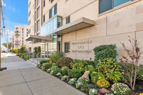 170 W Broadway #5I, Long Beach, NY 11561