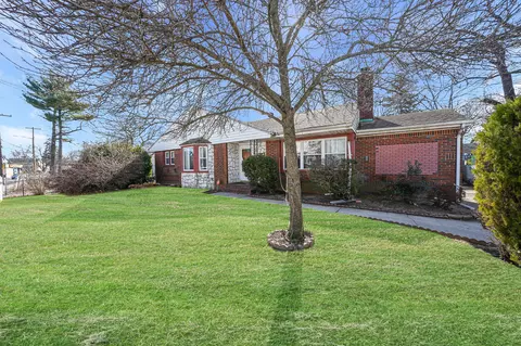 143 Park Ave, Roosevelt, NY 11575