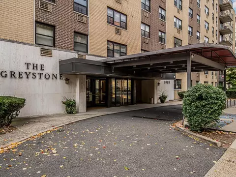 1085 Warburton Ave #317, Yonkers, NY 10701