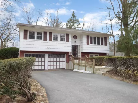 162 Woodland Ave, Orangetown, NY 10965