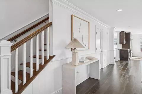 3 Village Green Dr, Southampton, NY 11968