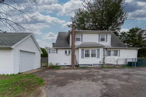 305 Route 109, West Babylon, NY 11704