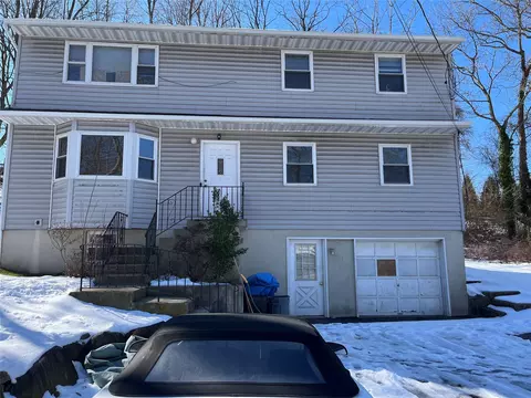 153 Vernon Valley Rd, East Northport, NY 11731