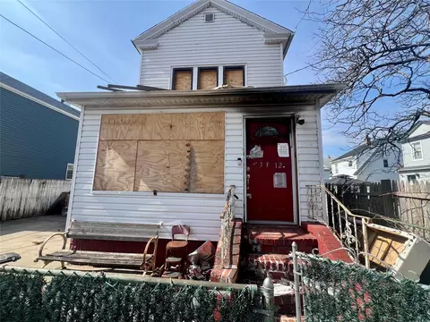 133-12 133rd St, South Ozone Park, NY 11420