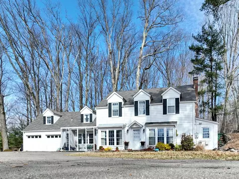 109 Camp Hill Rd, Ramapo, NY 10970