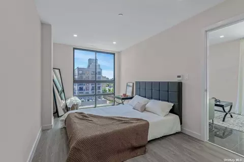 43-30 52 St #5A, Woodside, NY 11377
