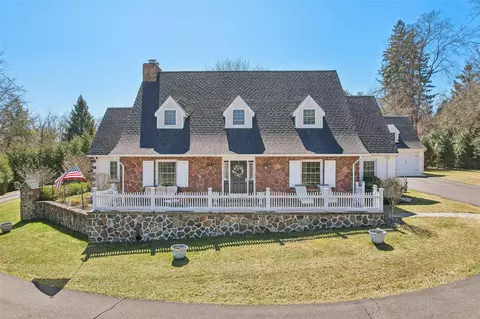 269 Maple Rd, Clarkstown, NY 10989