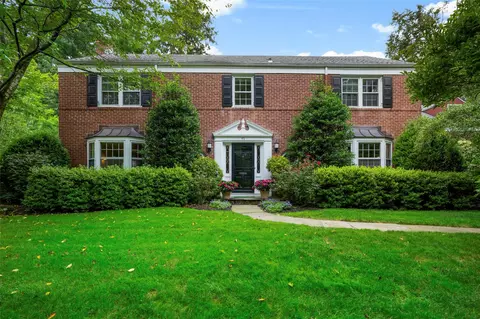 49 Brite Ave, Scarsdale, NY 10583