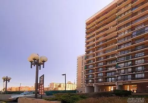 150-38 Union Tpke #PHF, Flushing, NY 11367
