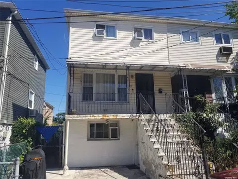 15 Williams Ct, Far Rockaway, NY 11691