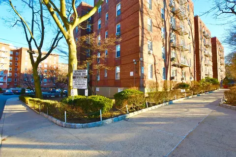 29 Abeel St #1H, Yonkers, NY 10705