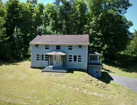 222 Oriole Mills Rd, Rhinebeck, NY 12572