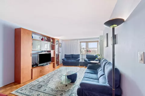 290 W 232nd St #20E, New York, NY 10463