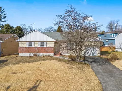 11 Beverly Rd, White Plains, NY 10605