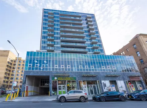 41-62 Bowne St #12G, Flushing, NY 11355