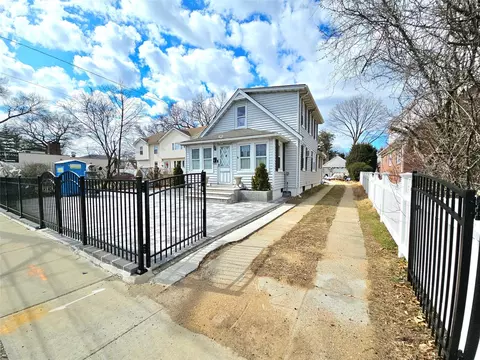 1080 Long Beach Rd, Hempstead, NY 11550