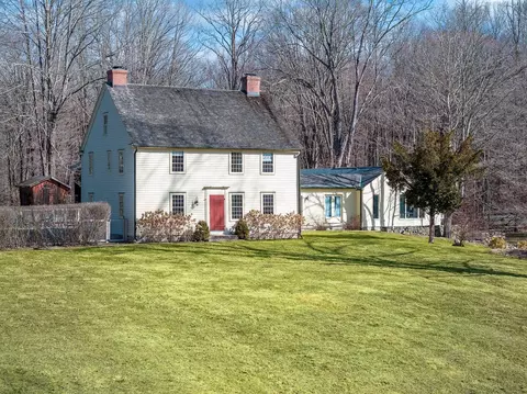 282 Titicus Rd, North Salem, NY 10560