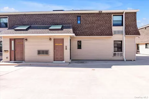 1337 Broadway #L20, Hewlett, NY 11557