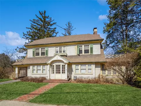 20 Adriance Ave, Poughkeepsie, NY 12601