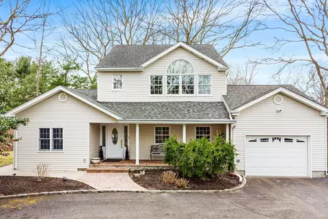 104 Horseblock Rd, Centereach, NY 11720