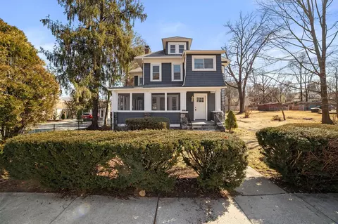 329 Depew St, Peekskill, NY 10566