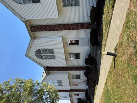 81 Village Ml, Haverstraw, NY 10927