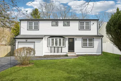 48 Circle Dr, East Northport, NY 11731