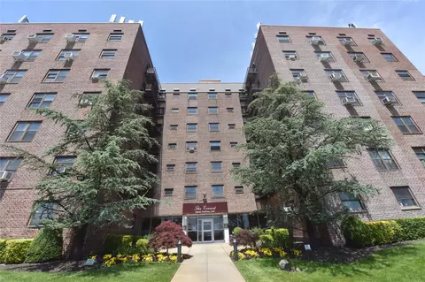 202-35 Foothill Ave #A78, New York, NY 11423