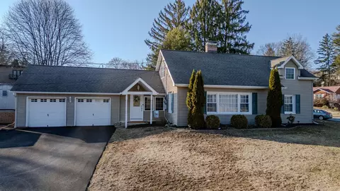 224 Wilbur Blvd, Poughkeepsie, NY 12603