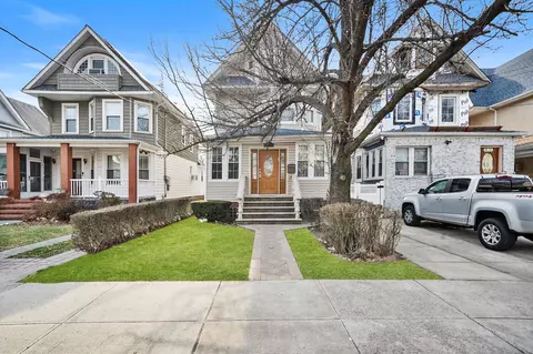 8534 108th St, New York, NY 11418