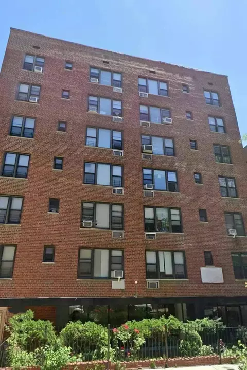 83-30 Vietor Ave #414, New York, NY 11373