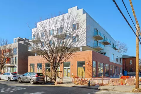 150-23 Barclay Ave #3B, Flushing, NY 11355