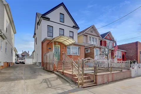 103-29 124th St, South Richmond Hill, NY 11419