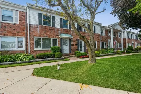 3000 Stevens St # 32, Oceanside, NY 11572