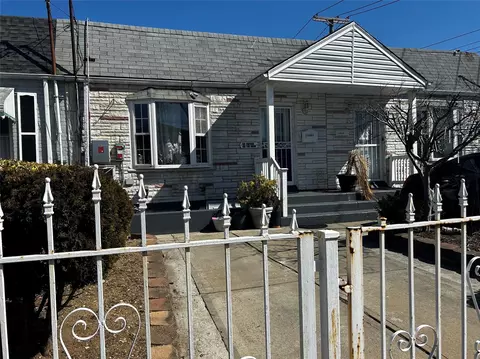 111-41 Sutphin Blvd, Jamaica, NY 11435